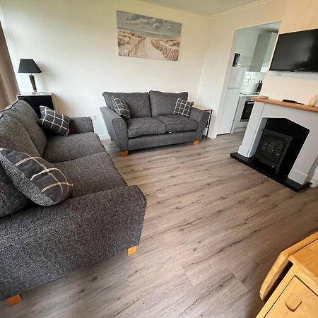 Chalet 319, Hemsby - Two Bed Chalet, Sleeps 5, Pet Friendly, Bed Linen And Towels Included Exterior photo