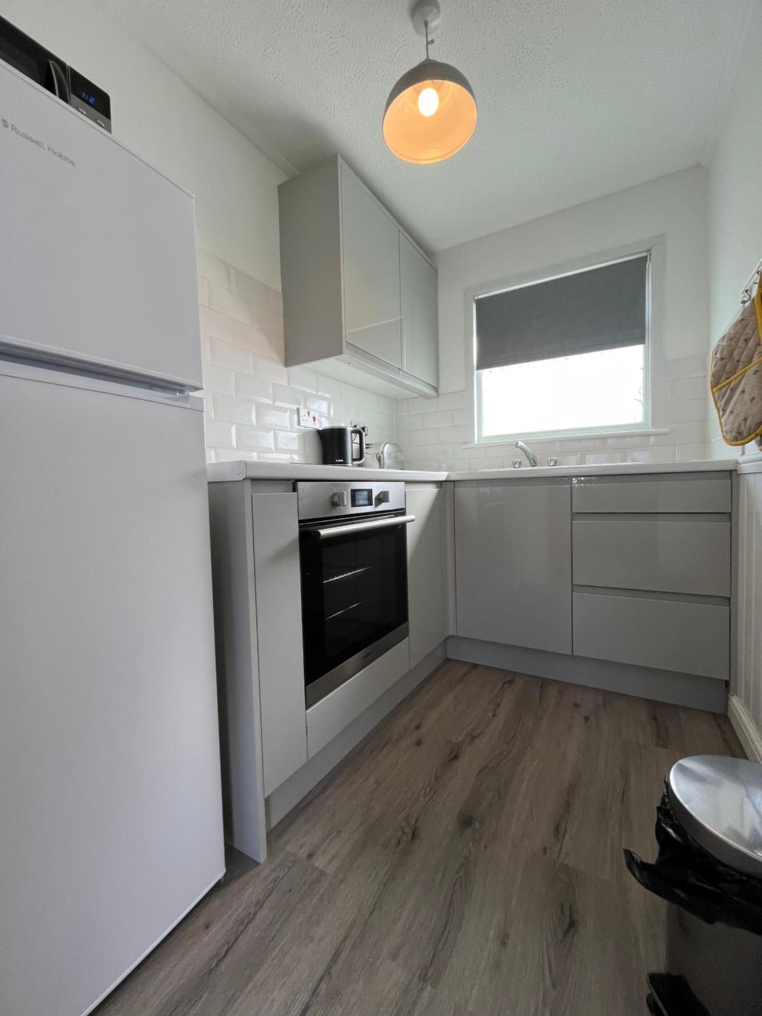 Chalet 319, Hemsby - Two Bed Chalet, Sleeps 5, Pet Friendly, Bed Linen And Towels Included Exterior photo